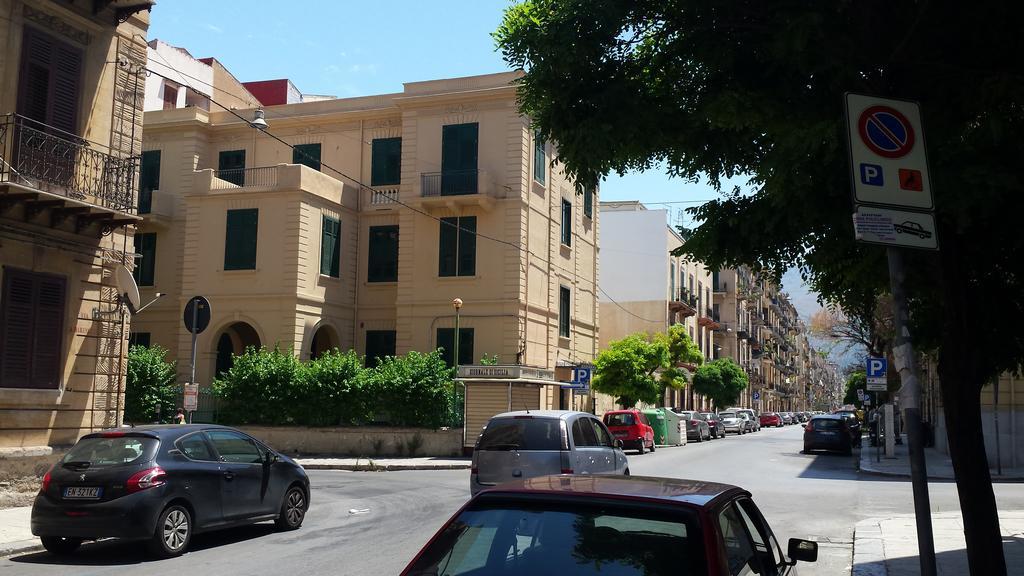 Stazione Marinuzzi Palermo Exterior photo