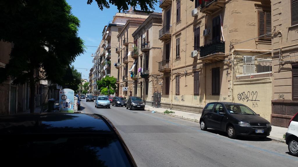 Stazione Marinuzzi Palermo Exterior photo